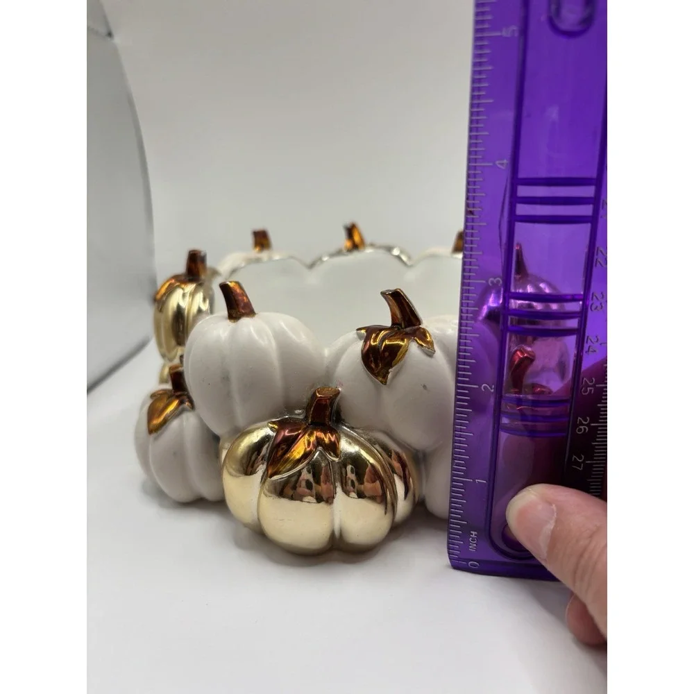BATH & BODY WORKS WHITE & GOLD PUMPKIN PATCH CANDLE HOLDER FOR 3 WICK CANDLES